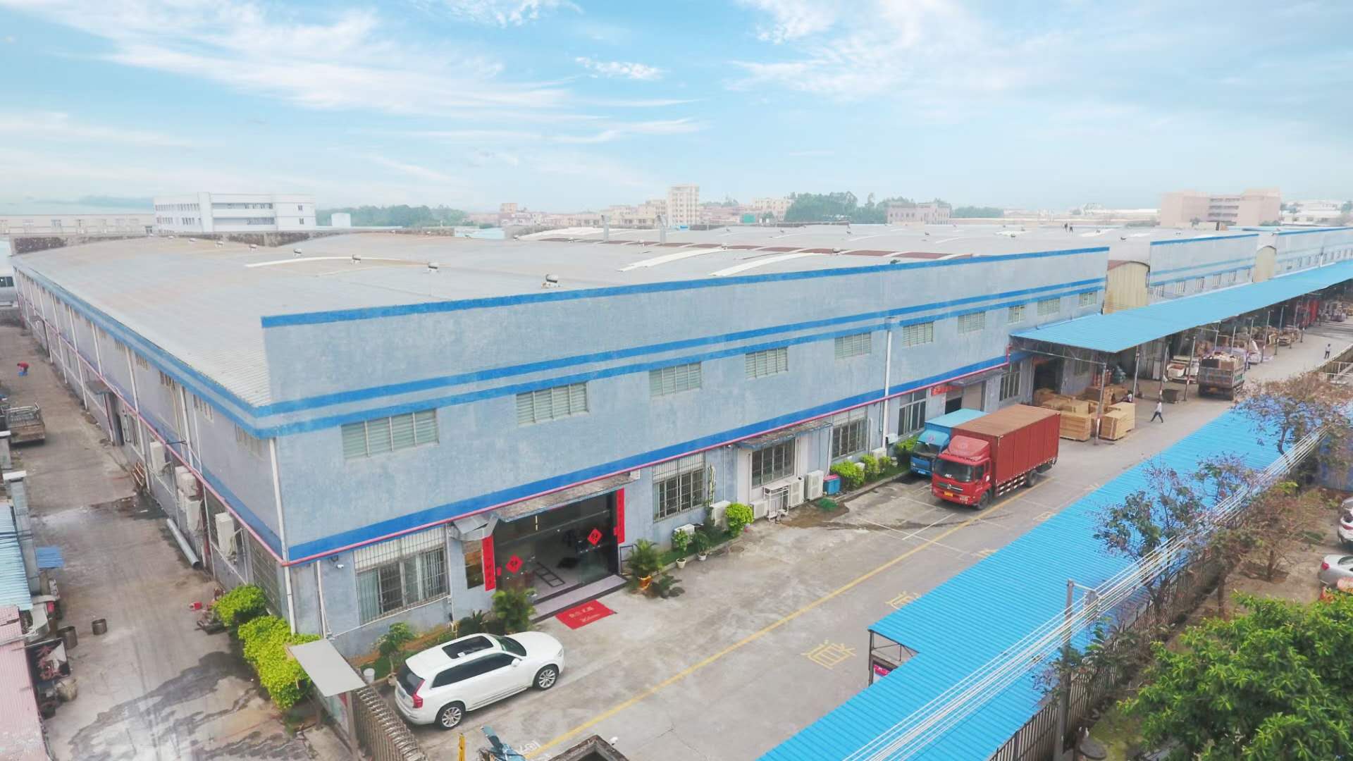 學校課桌椅廠家排名